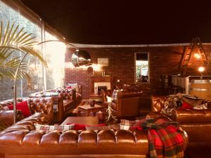 Chesterfield English 3er Sofa 4